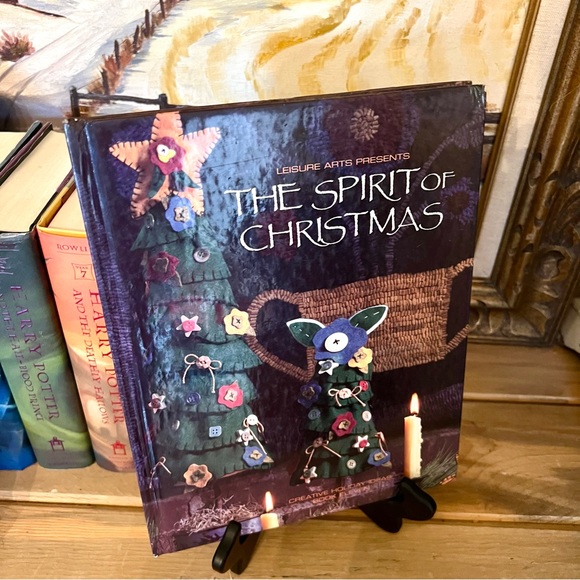 Vintage Hardcover Leisure Arts The Spirit of Christmas Books Craft and Recipes - Picture 3 of 11